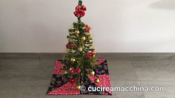 Come cucire un tappeto per l’albero di Natale